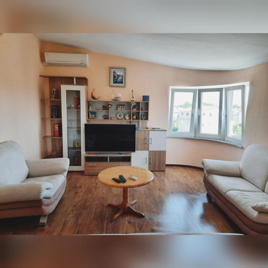 Apartman Julienne Каштела Экстерьер фото